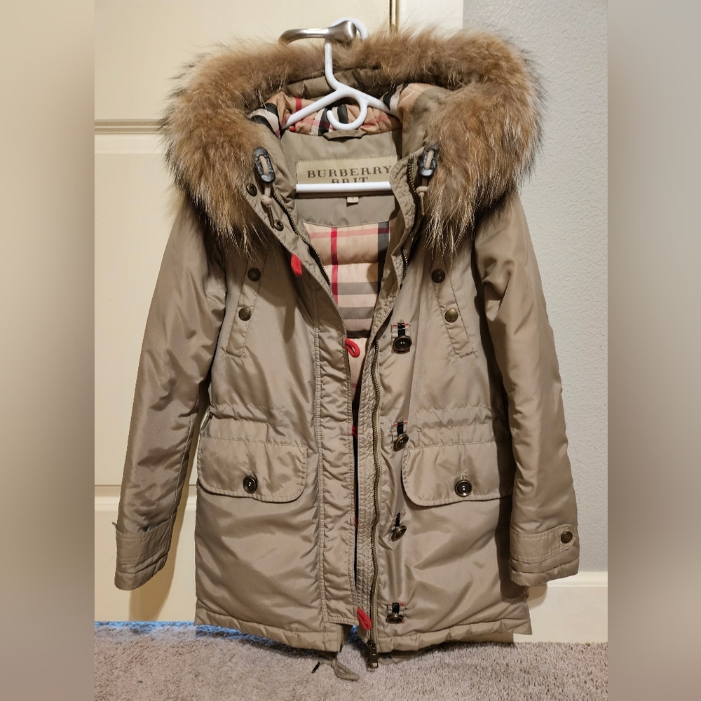Burberry Brit Womens Beige Puffer Down Coat with Fur Trim Size Small